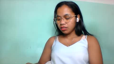 rinah856024 online show from June 5, 7:19 pm