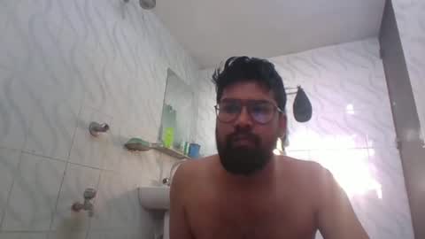 Snapshot of rio1992481019 chatting on December 15, 9:35 am Hot SEX online show from December 15, 9:35 am