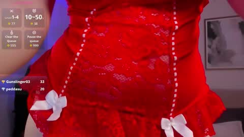 Snapshot of riri_kitten chatting on March 6, 2:52 am Rina dont forget to thumbs up me online show from March 6, 2:52 am