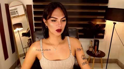 Snapshot of ririmoorets chatting on October 14, 6:14 am riri online show from October 14, 6:14 am