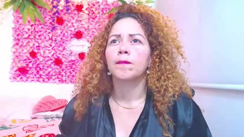 Risitos De Oro online show from September 28, 6:46 pm