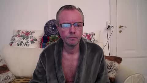 RisRas online show from April 4, 11:51 am