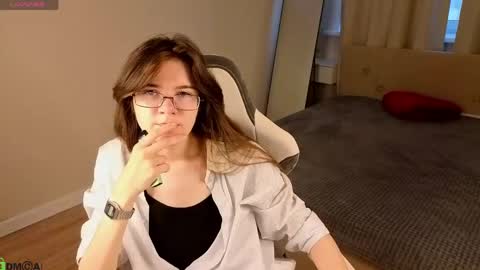 Snapshot of rita_addams chatting on June 4, 9:15 am Rita Addams online show from June 4, 9:15 am