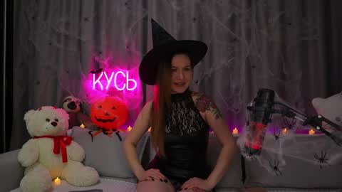 Rita online show from October 28, 1:09 am