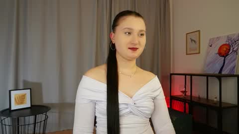 Hey Im Betsey  online show from October 13, 2:28 pm