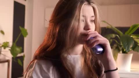 Akemi online show from March 12, 4:24 pm