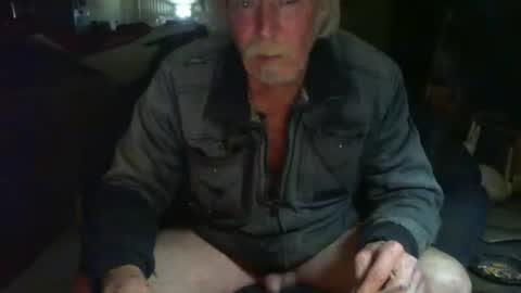 riveratggg online show from April 23, 7:05 pm