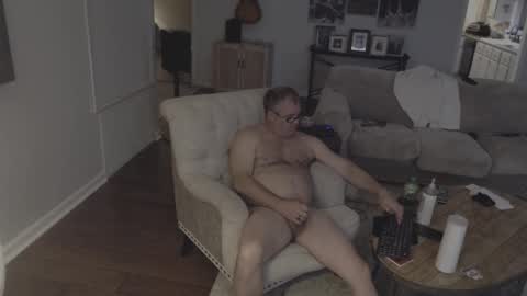 Snapshot of rjkelly6892 chatting on March 31, 7:09 am rjkelly6892 online show from March 31, 7:09 am