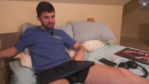 Ryan aka KeylimeRy online show from December 2, 9:35 am
