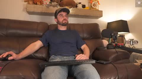 Ryan aka KeylimeRy online show from December 12, 6:47 am