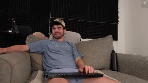 Snapshot of rndmzd chatting on November 14, 2:49 pm Ryan aka KeylimeRy online show from November 14, 2:49 pm