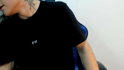 Roan Birkin online show from November 12, 8:19 pm