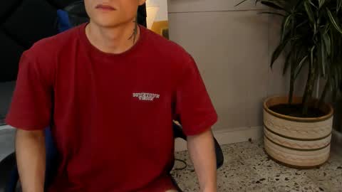 Roan Birkin online show from March 20, 7:41 pm