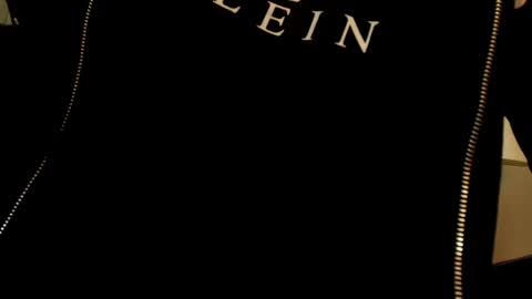 Roan Birkin online show from May 29, 7:34 pm
