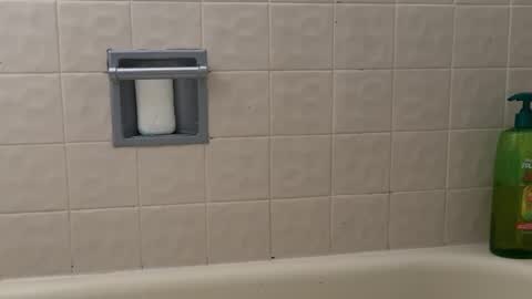 roarmance1 online show from September 9, 7:57 pm