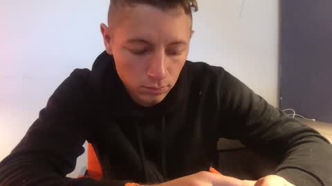 RoastingCorn online show from December 5, 8:22 pm