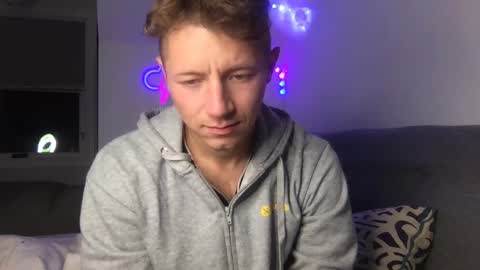 RoastingCorn online show from January 31, 5:09 am