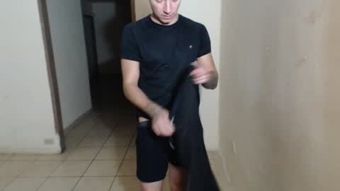 Snapshot of roastingcorn chatting on January 16, 3:21 am RoastingCorn online show from January 16, 3:21 am