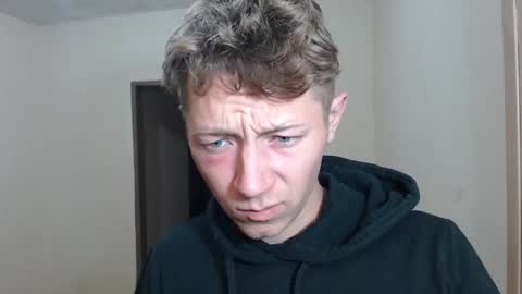 Snapshot of roastingcorn chatting on January 18, 7:01 am RoastingCorn online show from January 18, 7:01 am