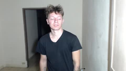 Snapshot of roastingcorn chatting on February 1, 11:53 am RoastingCorn online show from February 1, 11:53 am