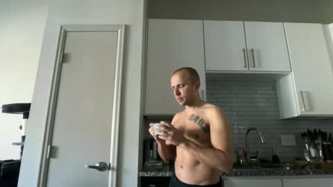 Snapshot of rob_ryder chatting on April 15, 7:21 pm rob ryder online show from April 15, 7:21 pm