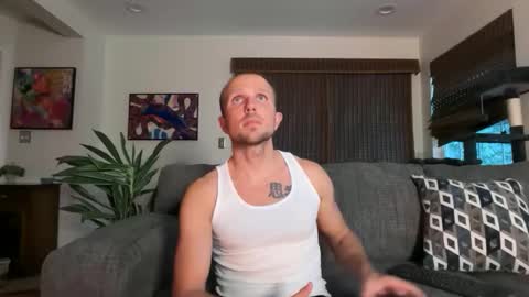 Snapshot of rob_ryder chatting on May 6, 1:47 am rob ryder online show from May 6, 1:47 am
