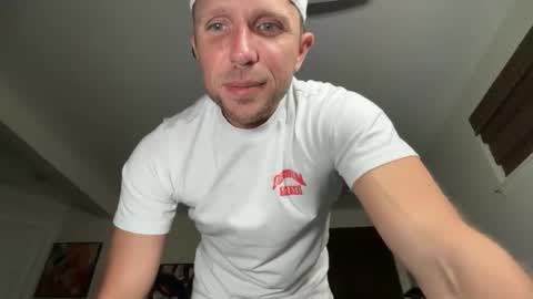 Snapshot of rob_ryder chatting on May 16, 2:19 am rob ryder online show from May 16, 2:19 am