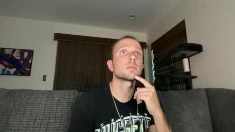 Snapshot of rob_ryder chatting on May 19, 1:33 am rob ryder online show from May 19, 1:33 am