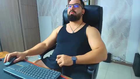 Snapshot of robby_k chatting on November 13, 6:34 am Robby online show from November 13, 6:34 am