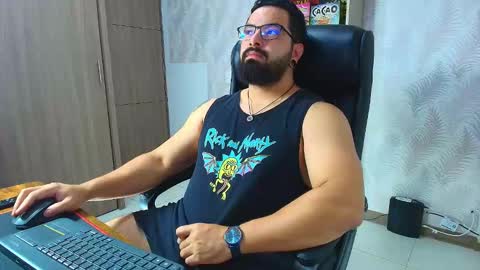 Snapshot of robby_k chatting on November 27, 11:40 pm Robby online show from November 27, 11:40 pm