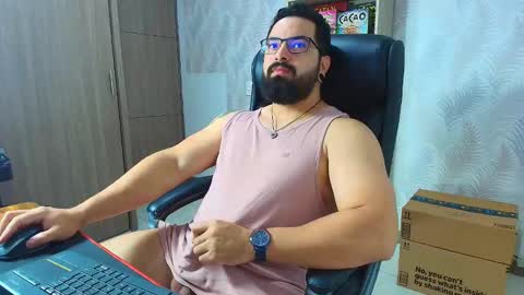 Snapshot of robby_k chatting on December 2, 11:11 pm Robby online show from December 2, 11:11 pm