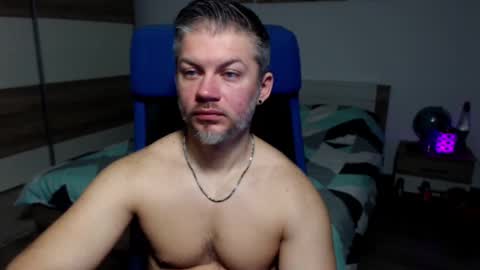 robbyshawz online show from December 3, 5:31 am