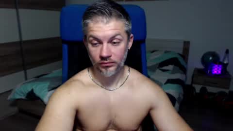 robbyshawz online show from December 3, 11:44 am