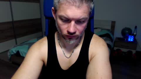 robbyshawz online show from January 3, 8:21 am