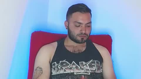 Snapshot of robert_leroy chatting on March 11, 6:47 pm Stiven - online show from March 11, 6:47 pm