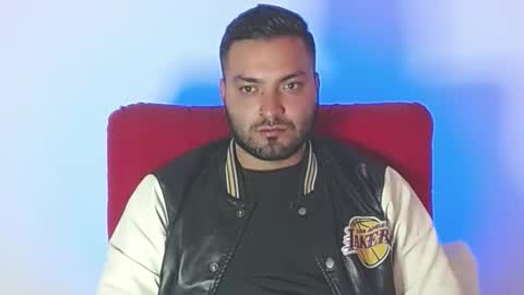 Snapshot of robert_leroy chatting on April 22, 2:18 pm Stiven - online show from April 22, 2:18 pm