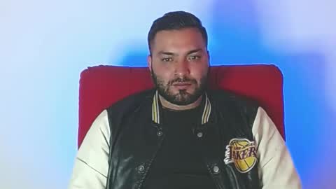 Snapshot of robert_leroy chatting on April 28, 1:38 pm Stiven - online show from April 28, 1:38 pm