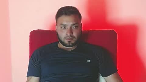 Snapshot of robert_leroy chatting on May 19, 9:21 pm Stiven - online show from May 19, 9:21 pm