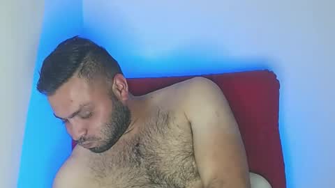 Snapshot of robert_leroy chatting on June 11, 11:14 pm Stiven - online show from June 11, 11:14 pm