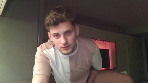 Roberto online show from December 14, 3:04 pm