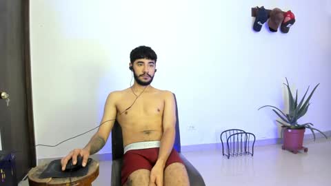 Snapshot of roberx_12 chatting on February 5, 2:48 pm roberx_12 online show from February 5, 2:48 pm