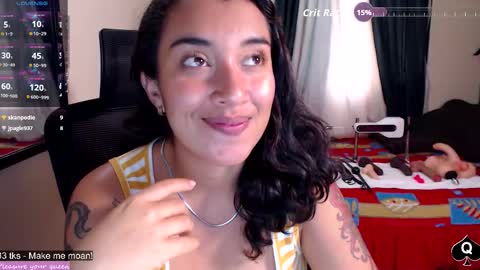 Snapshot of robin_h00t chatting on February 24, 9:24 pm Ivanna and Robin online show from February 24, 9:24 pm