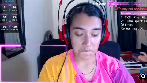 Snapshot of robin_h00t chatting on May 20, 1:56 am Ivanna and Robin online show from May 20, 1:56 am