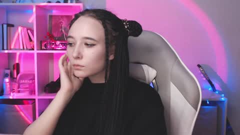 Robin your online show from December 10, 5:44 pm