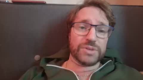 robinouhot online show from February 24, 10:15 am