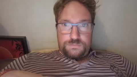 robinouhot online show from October 21, 1:50 am