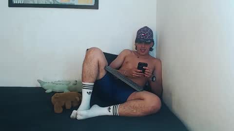 Snapshot of robisson_zack chatting on November 21, 11:14 pm Robisson Zack online show from November 21, 11:14 pm