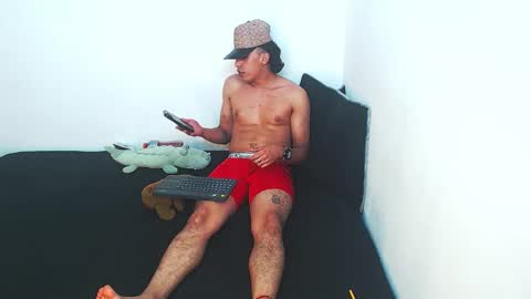 Snapshot of robisson_zack chatting on January 8, 12:13 am Robisson Zack online show from January 8, 12:13 am