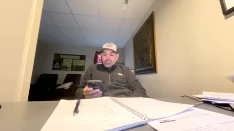 Snapshot of roblatino12 chatting on January 11, 6:01 pm roblatino12 online show from January 11, 6:01 pm