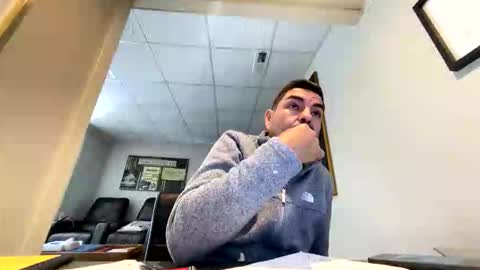 Snapshot of roblatino12 chatting on November 14, 3:33 pm roblatino12 online show from November 14, 3:33 pm